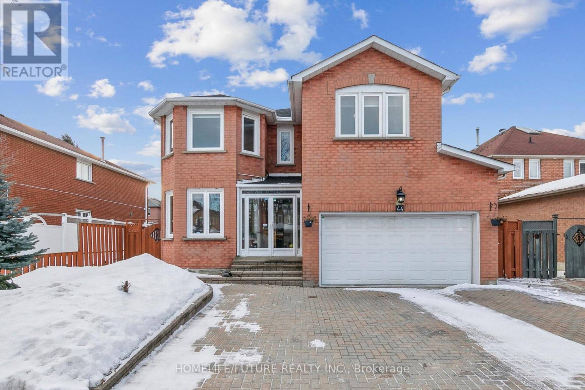 44 NORMAN ROSS DRIVE Markham