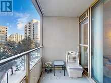 401 - 11 TOWNSGATE DRIVE Vaughan