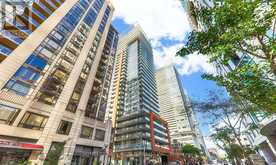 605 - 8 MERCER STREET Toronto