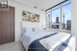 3615 - 17 BATHURST STREET Toronto