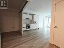 829 - 230 SIMCOE STREET Toronto