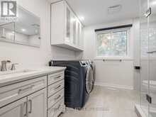 2 AXSMITH CRESCENT Toronto