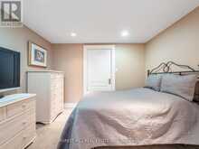 18 HIGHLAND HILL Toronto