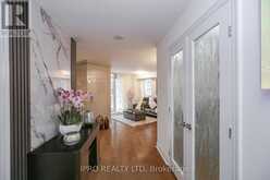 217 - 2119 LAKE SHORE BOULEVARD W Toronto