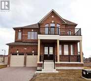 60 CRIMSON KING WAY East Gwillimbury