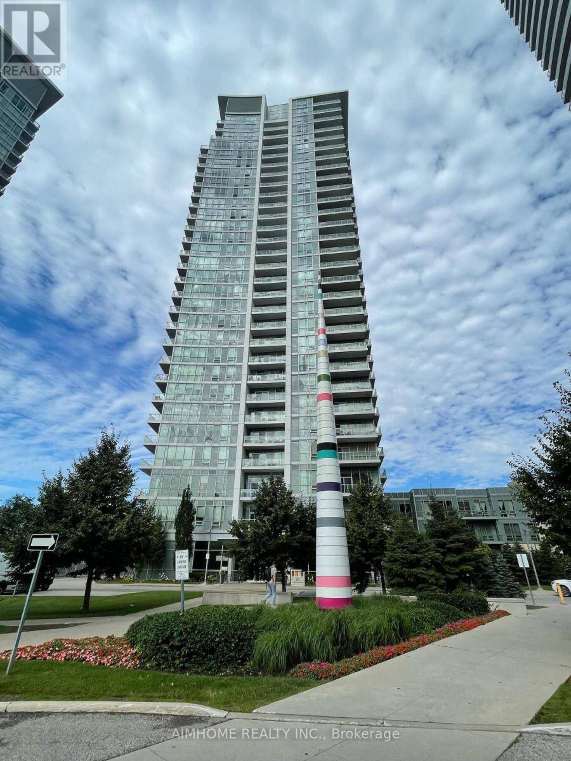 1807 - 66 FOREST MANOR ROAD Toronto