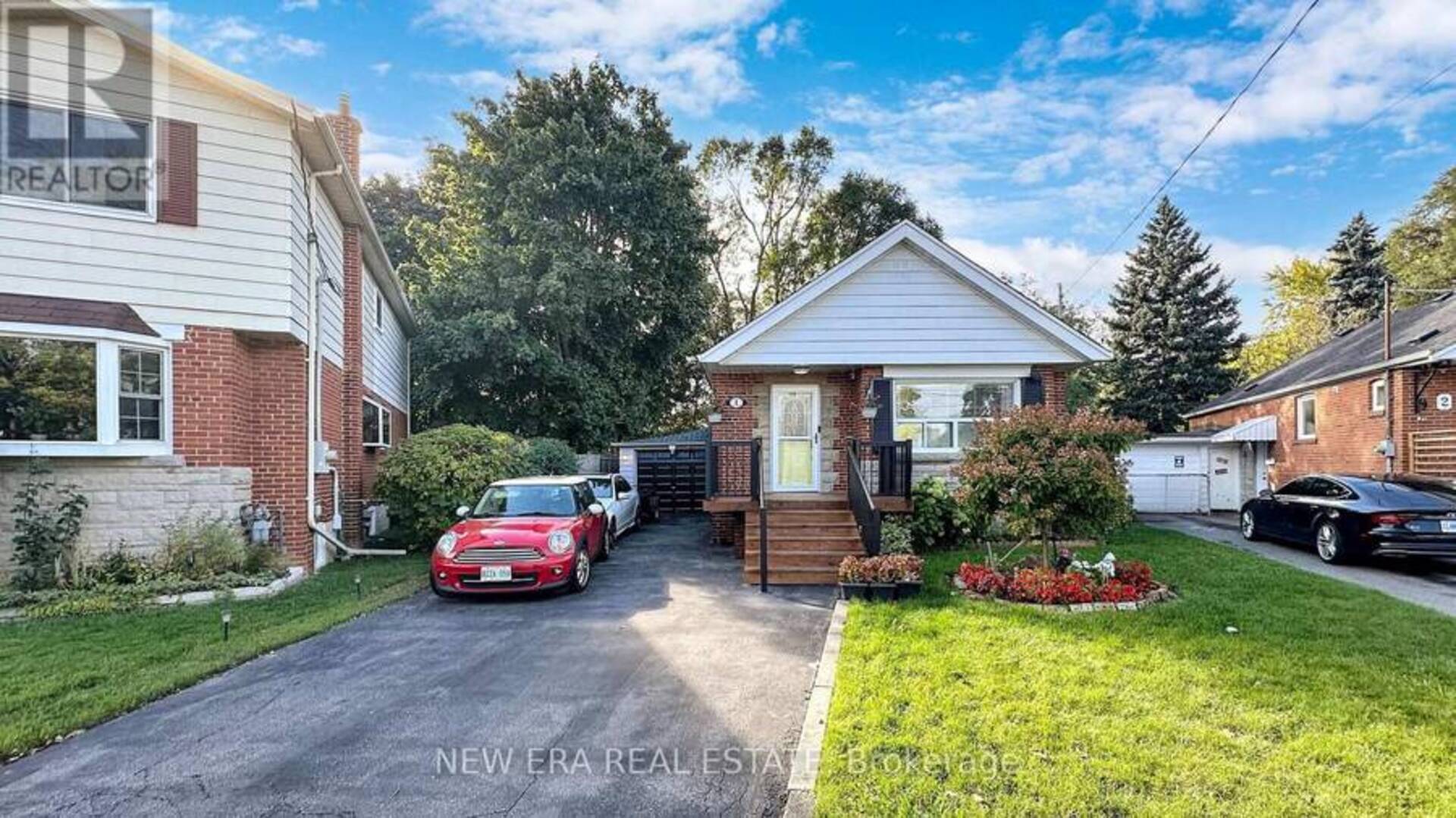 1 FAIRBOURNE CRESCENT Toronto