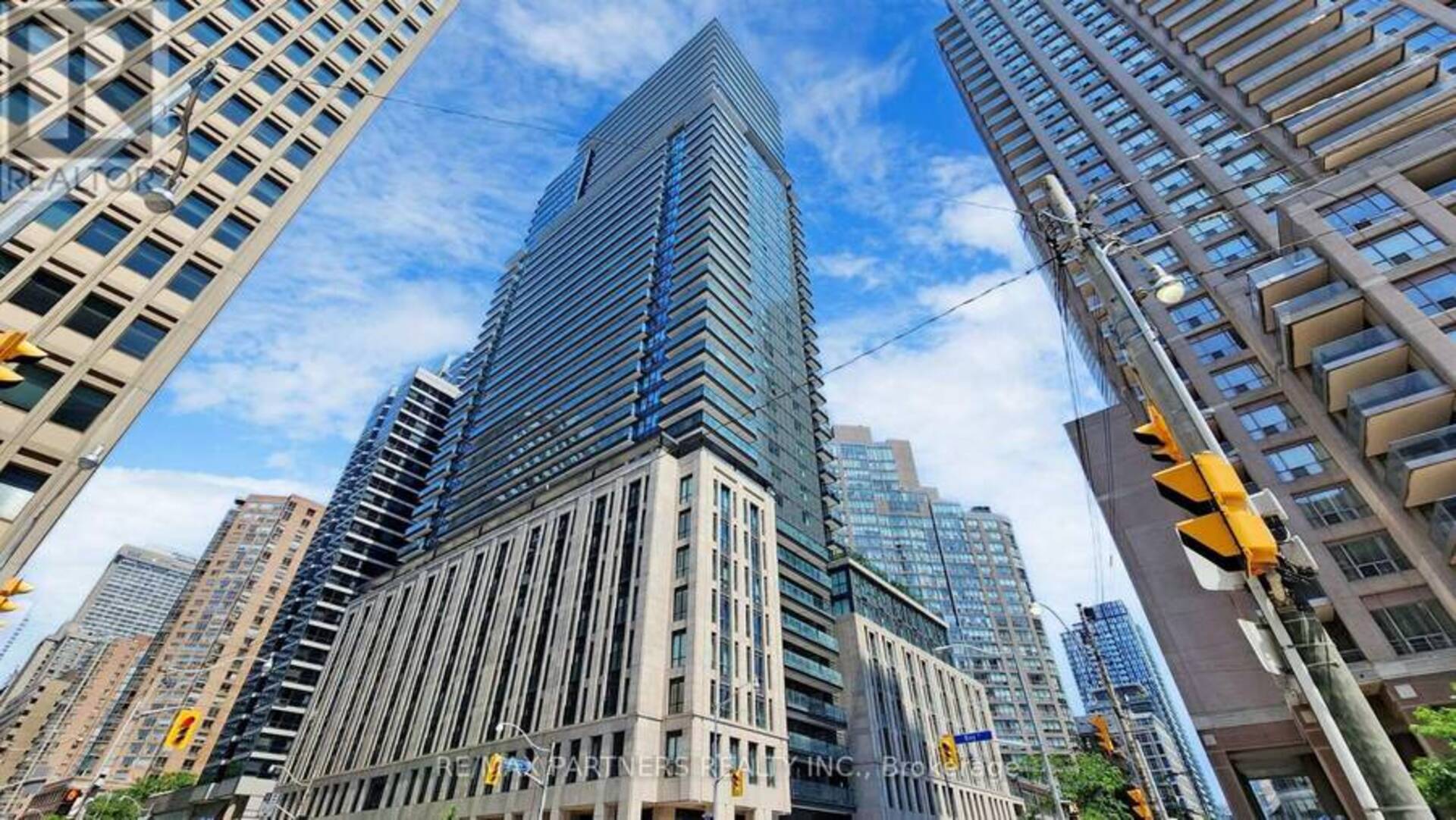 427 - 955 BAY STREET Toronto