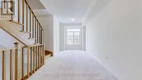 935 CROWSNEST HOLLOW Pickering