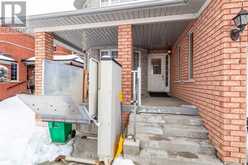 21 SPRUCELANDS AVENUE Brampton