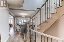 330 WISTERIA WAY S Oakville