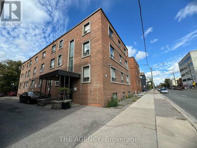 103 - 852 BROADVIEW AVENUE Toronto Ontario