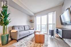 3422 - 135 VILLAGE GREEN SQUARE Toronto