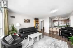 413 - 225 WELLESLEY STREET E Toronto