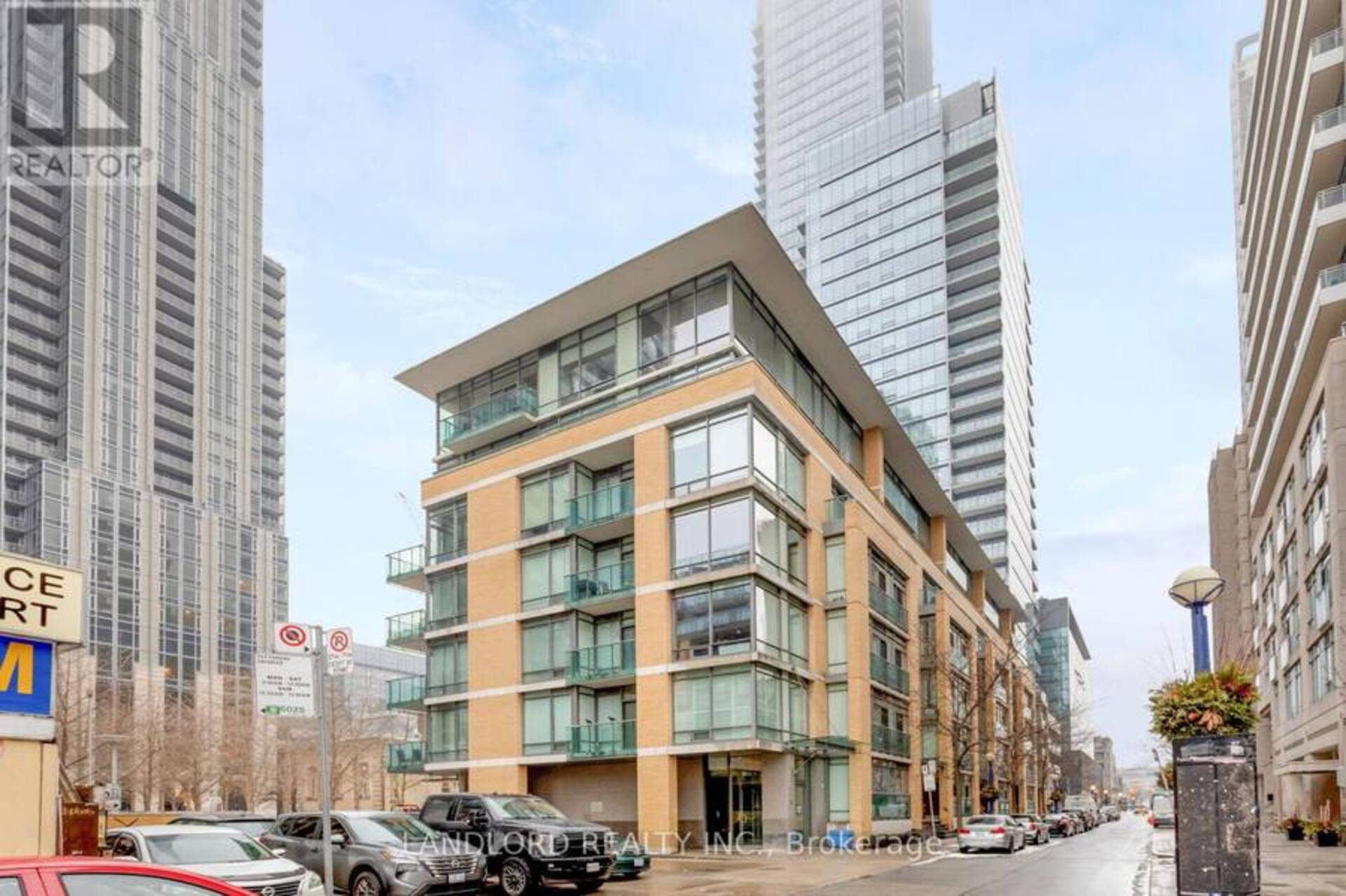 209 - 21 SCOLLARD STREET Toronto