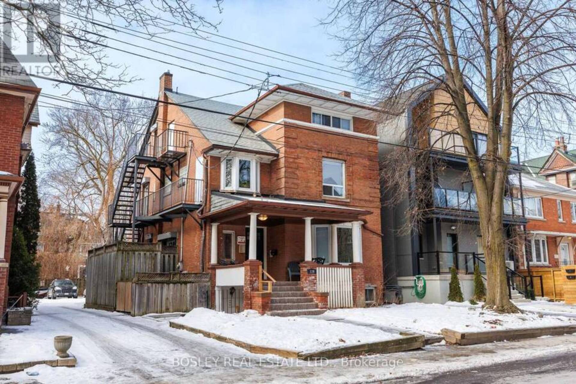 110 WALMER ROAD Toronto