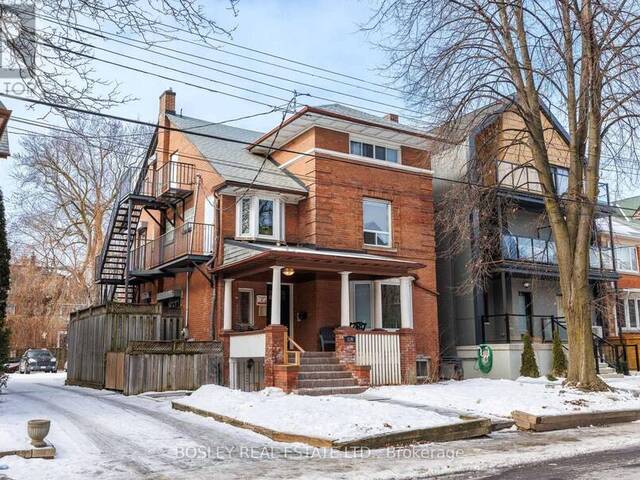 110 WALMER ROAD Toronto Ontario