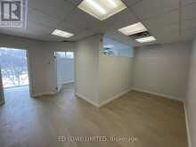 210 - 121 WELLINGTON STREET W Barrie