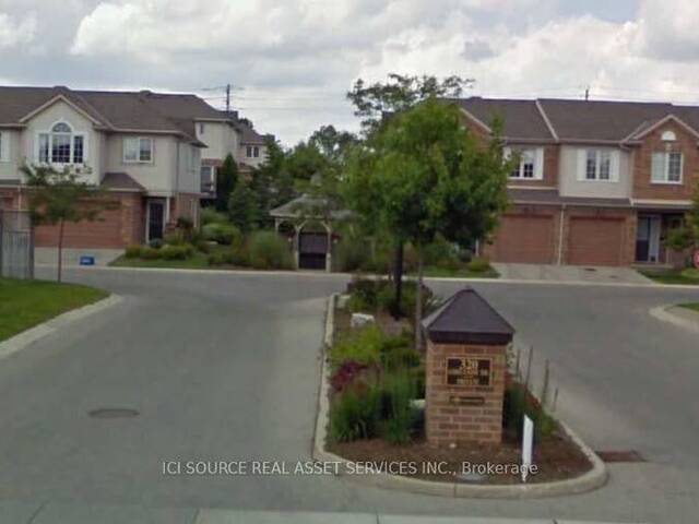 37 - 320 AMBLESIDE DRIVE London Ontario