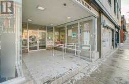 302 - 101 DUNDAS STREET W Whitby