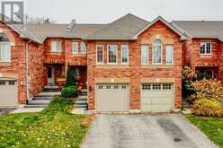 8 BAILEY COURT Barrie