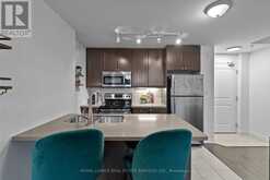 304 - 90 CHARLON AVENUE W Hamilton