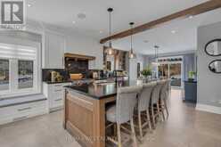 10 FARMCREST COURT King