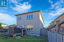 4 KALMAR CRESCENT Richmond Hill