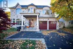 7 MERREDIN PLACE Toronto