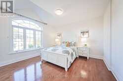 7 MERREDIN PLACE Toronto