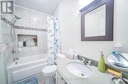 7 MERREDIN PLACE Toronto