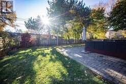 7 MERREDIN PLACE Toronto