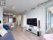 427 - 7608 YONGE STREET Vaughan