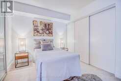 930 - 21 ICEBOAT TERRACE Toronto