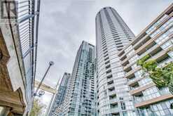 930 - 21 ICEBOAT TERRACE Toronto