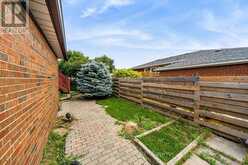 21 BROADLANDS BOULEVARD Toronto