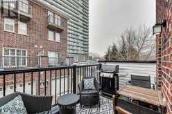 TH 94 - 117B THE QUEENSWAY Toronto