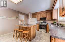 35 DALEWOOD DRIVE Kitchener