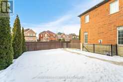 25 LAURENTIDE CRESCENT Brampton