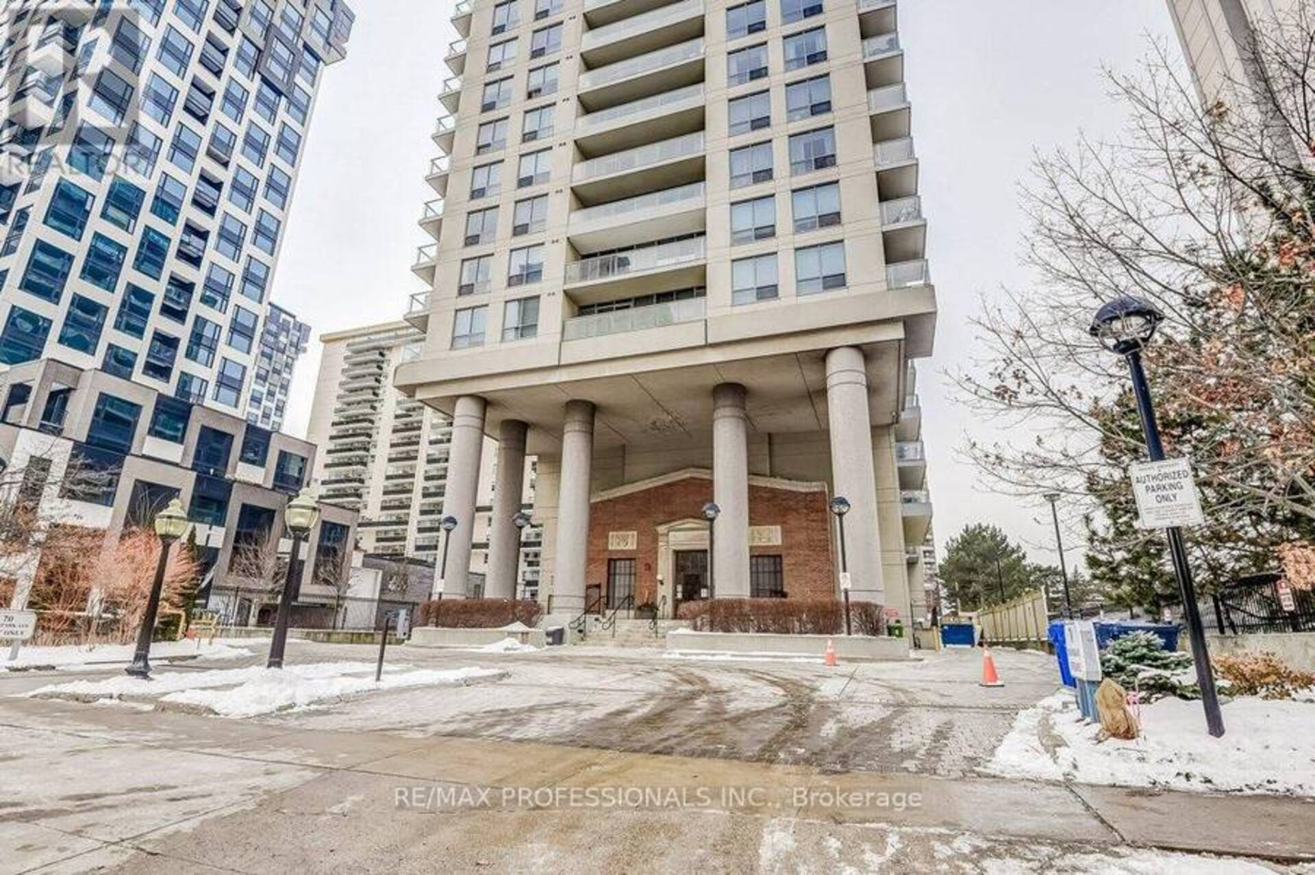 1701 - 70 HIGH PARK AVENUE Toronto