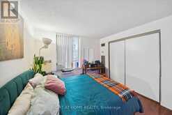 1407 - 633 BAY STREET Toronto