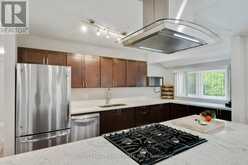 UPPER - 22 RED MILLS DRIVE East Gwillimbury