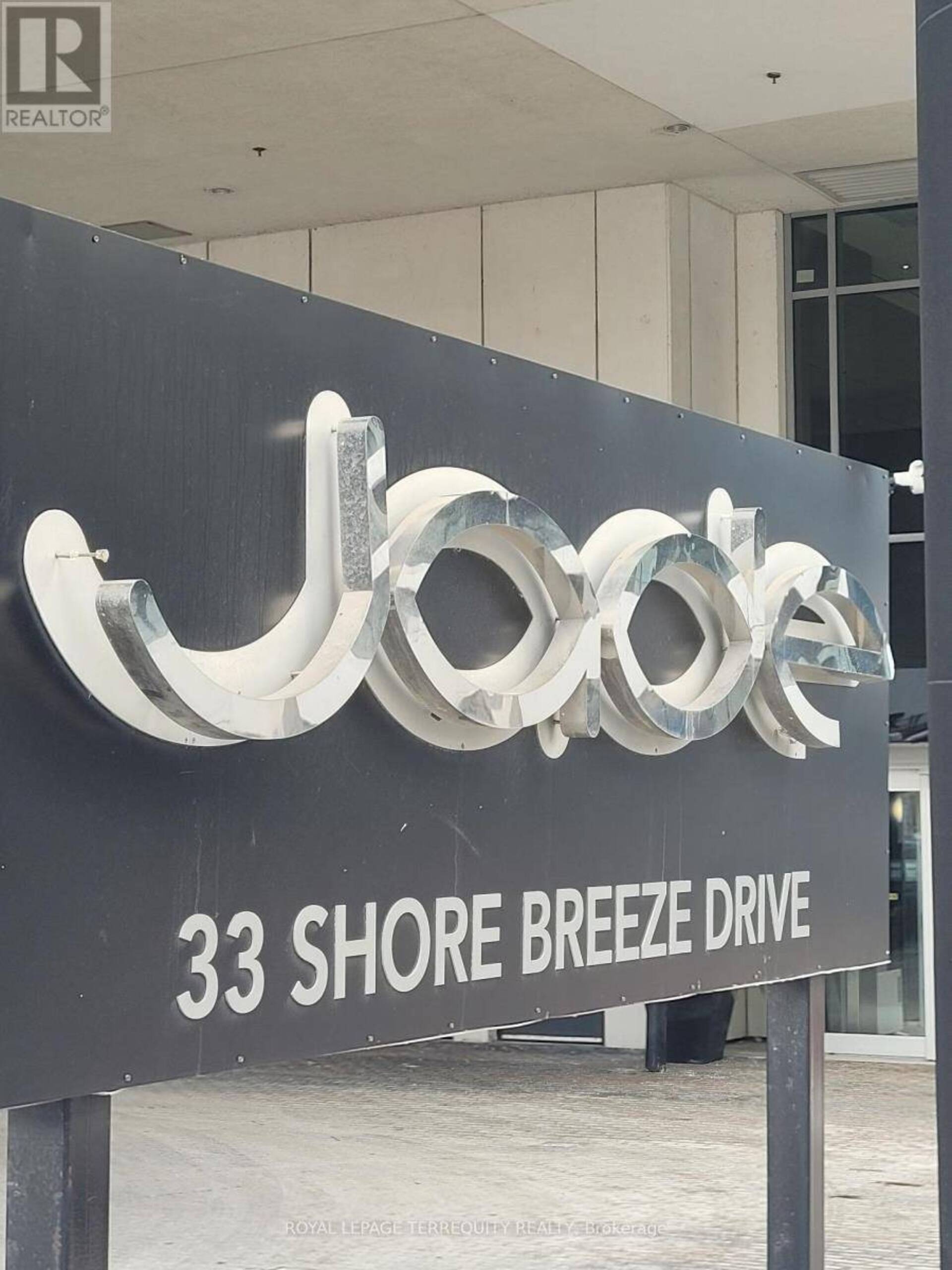 701 - 33 SHORE BREEZE DRIVE Toronto