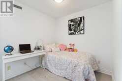 #1008 - 2 CLAIRTRELL ROAD Toronto