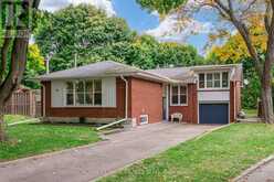 15 MOSSFORD COURT Toronto