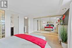 19 WAGON TRAIL WAY Toronto