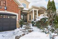 10 SUNRISE RIDGE TRAIL Whitchurch-Stouffville