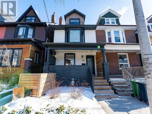 LOWER LEVEL - 501B CARLAW AVENUE Toronto Ontario