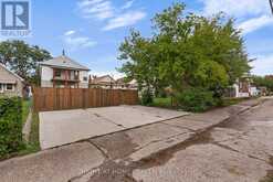 1379 - 1381 PIERRE AVENUE Windsor