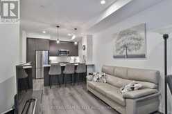 224 - 131 HONEYCRISP CRESCENT Vaughan